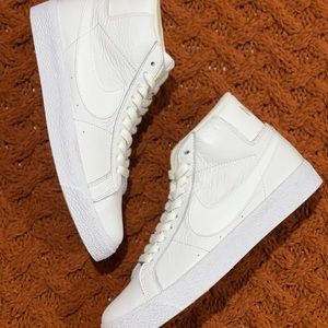“Brand New” Nike Zoom Blazer Mid SB ‘Triple White